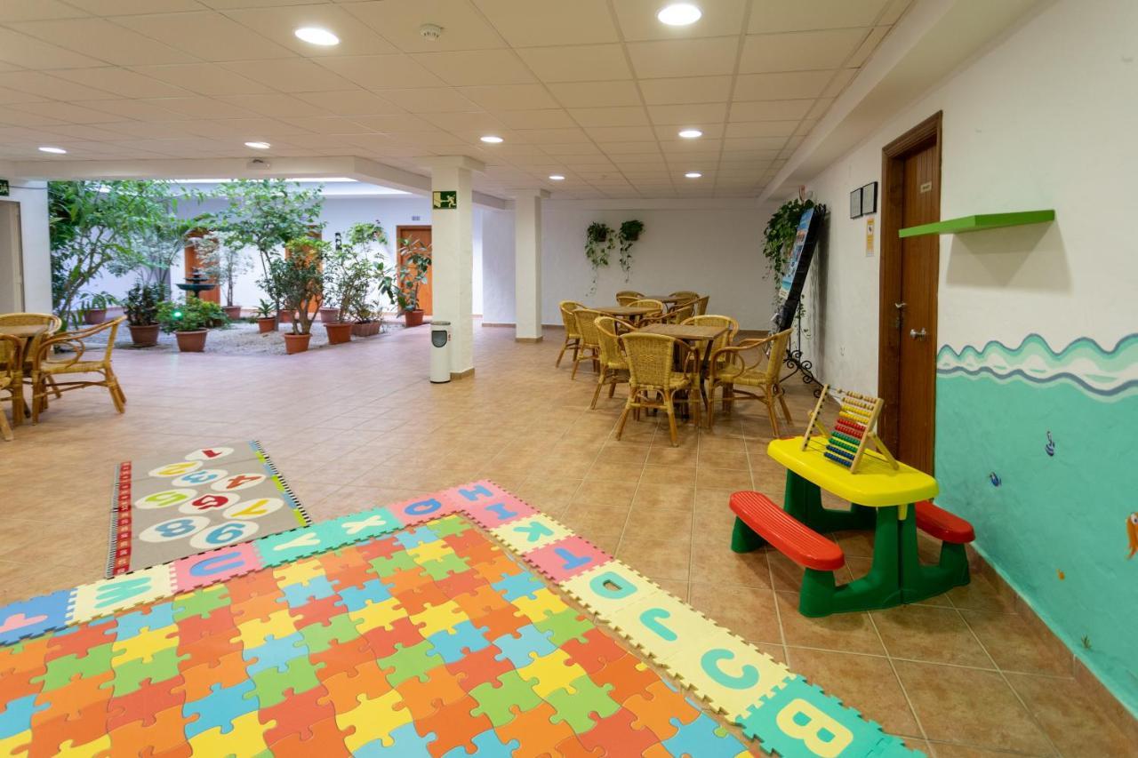 Hotel Oasis Atalaya 콘일데라프론테라 외부 사진