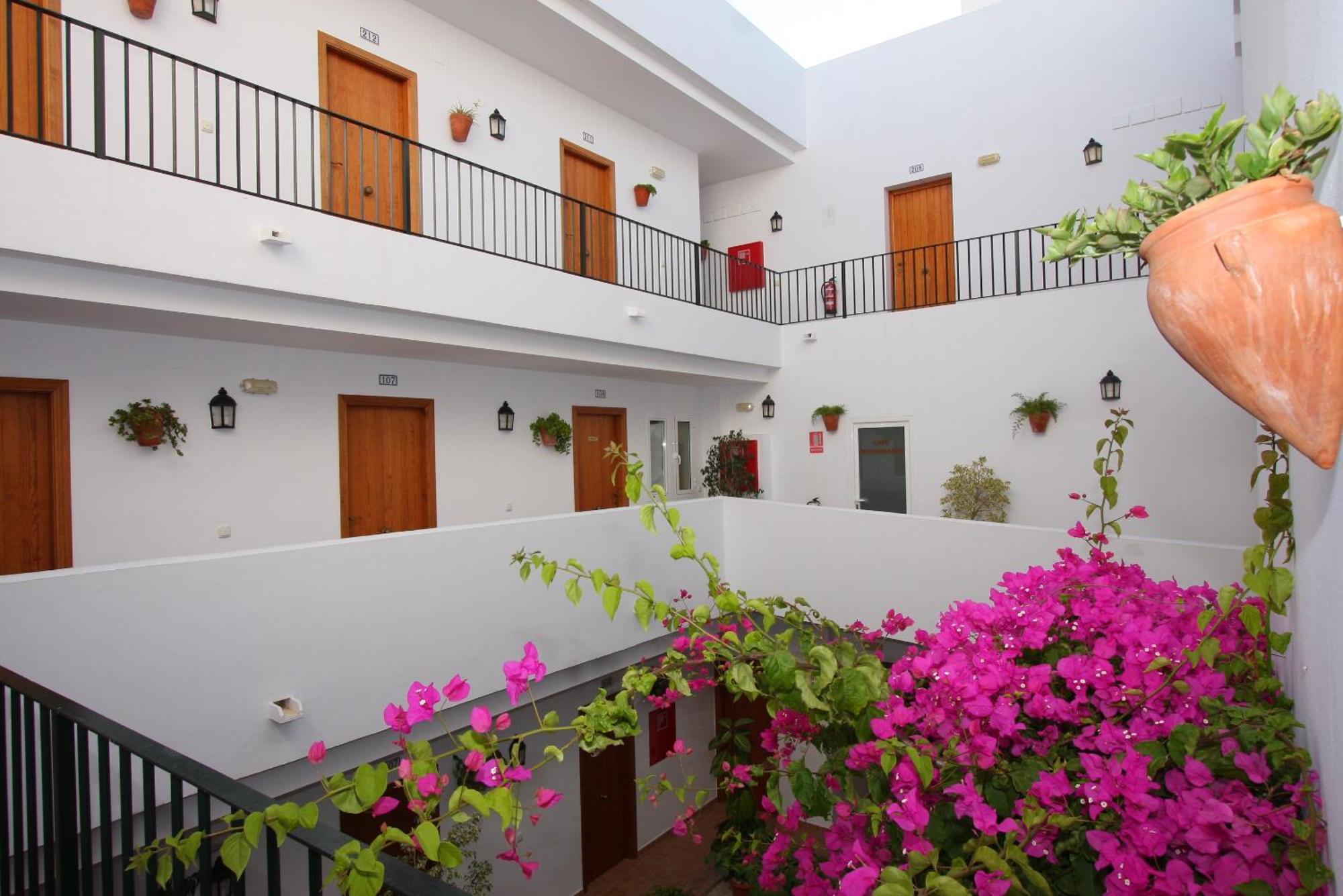 Hotel Oasis Atalaya 콘일데라프론테라 외부 사진