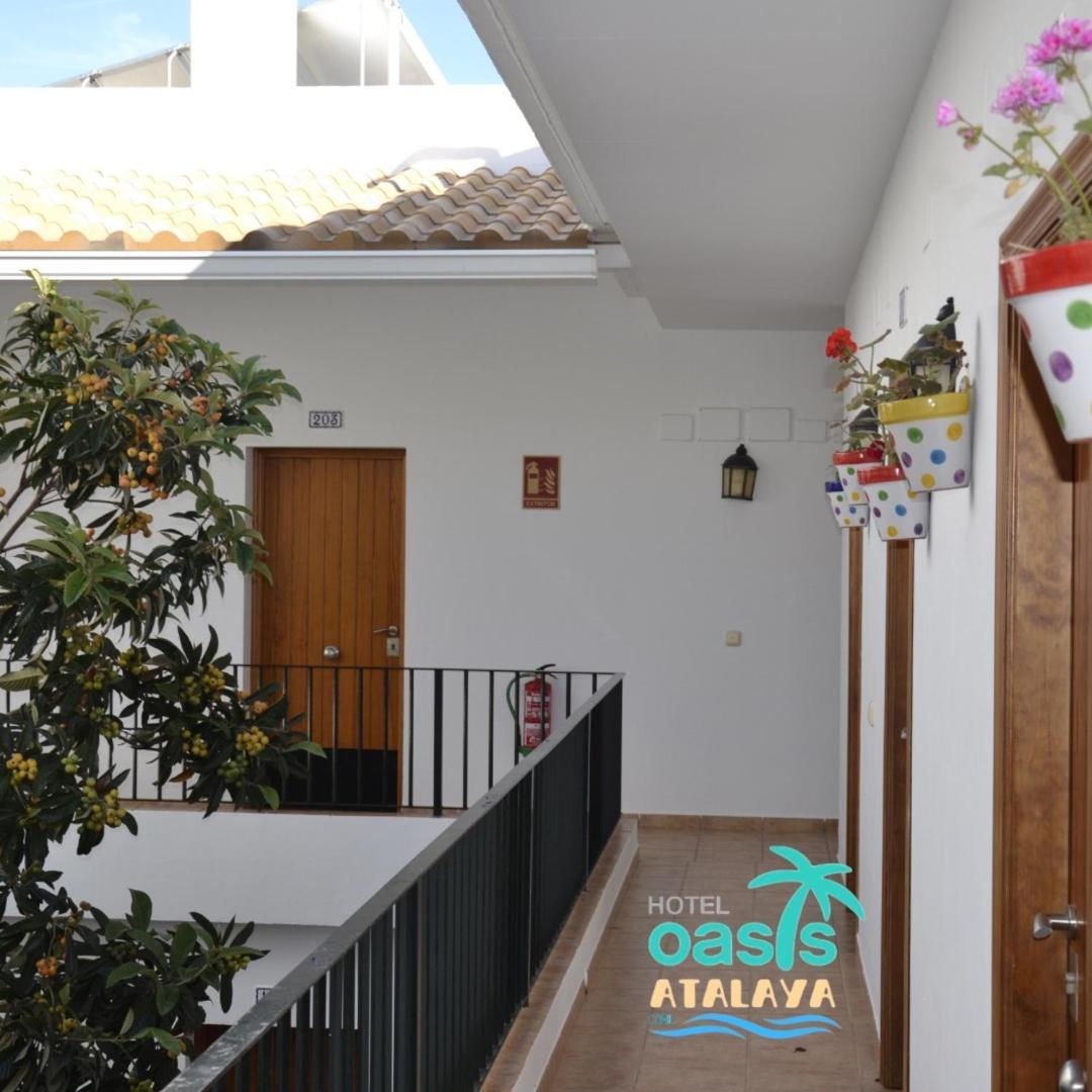 Hotel Oasis Atalaya 콘일데라프론테라 외부 사진